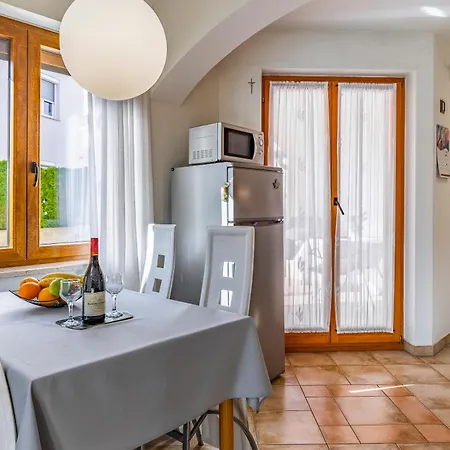 Good Choice Apartman Valbandon